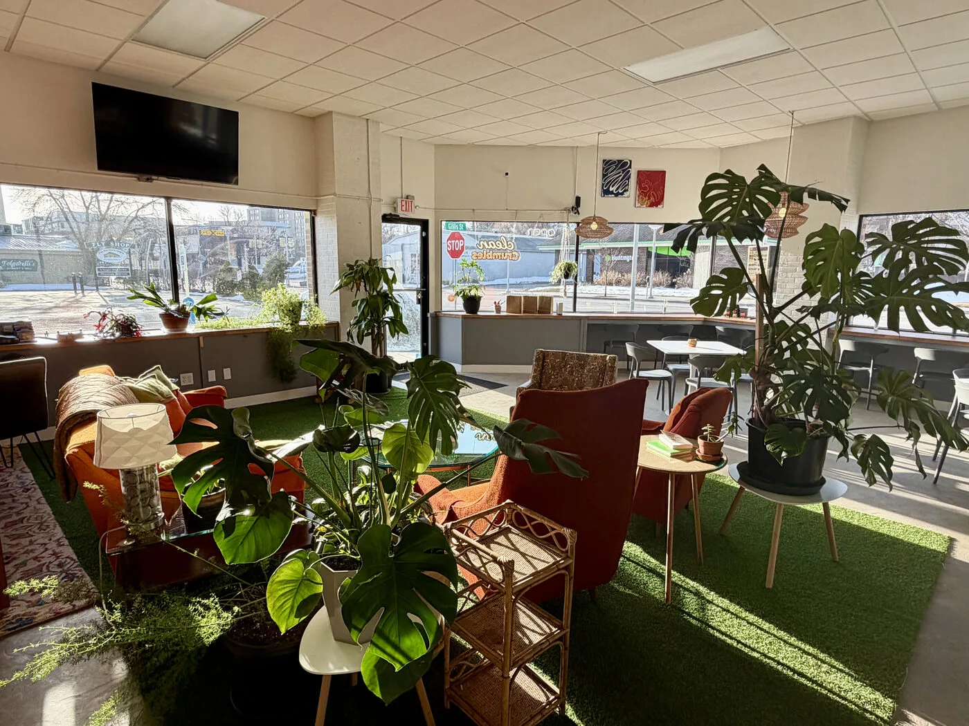 Retro lounge seating area